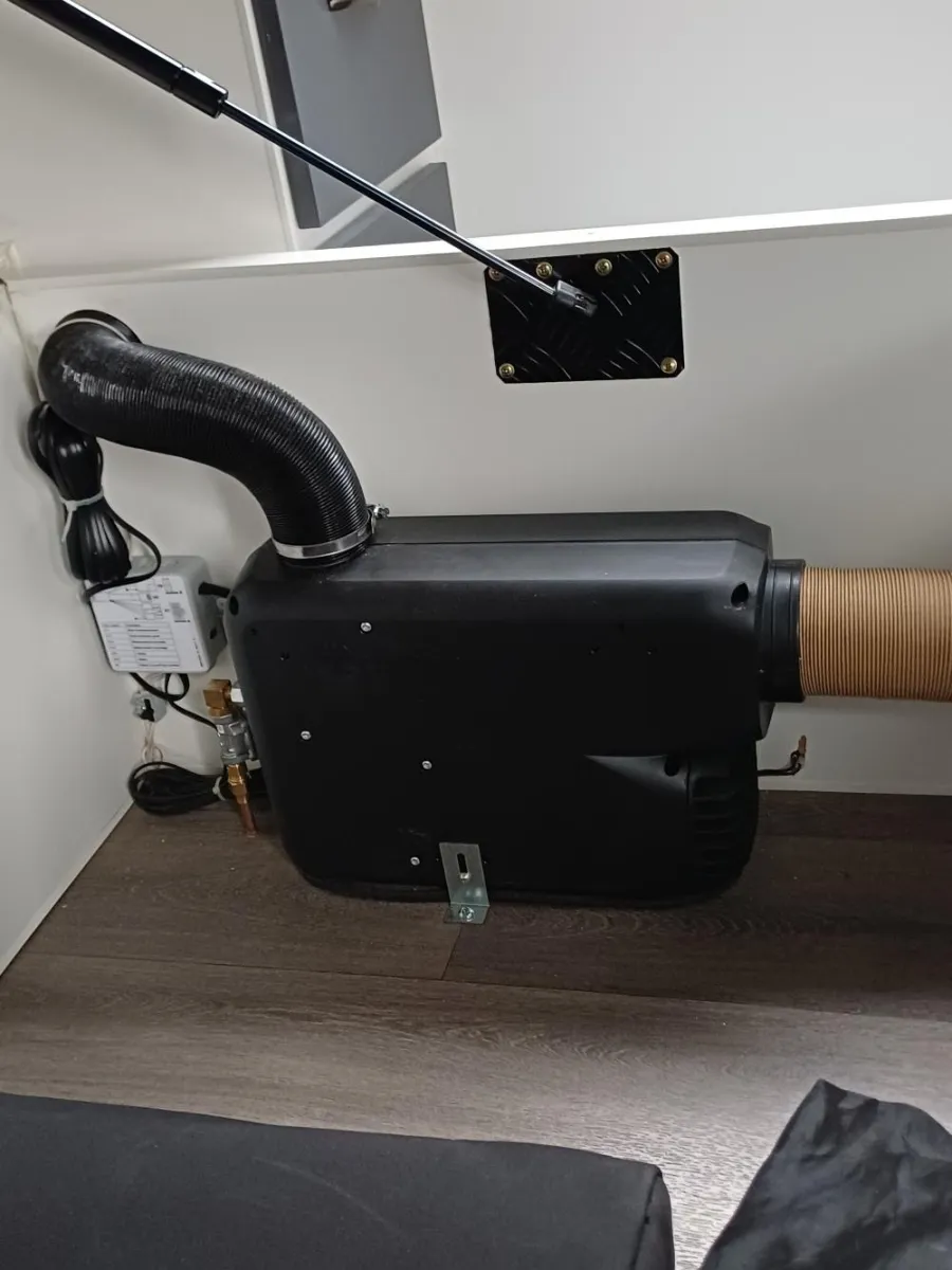 Centrala pe gaz Truma VarioHeat eco CP plus 2,8 kW, 30 mbar